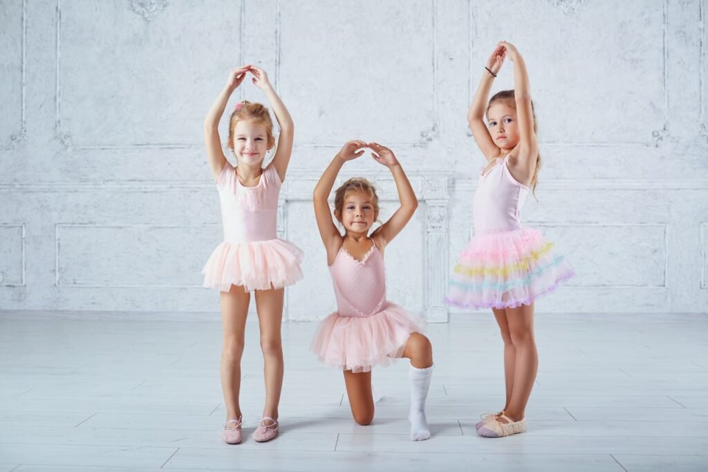 three kids ballet 2